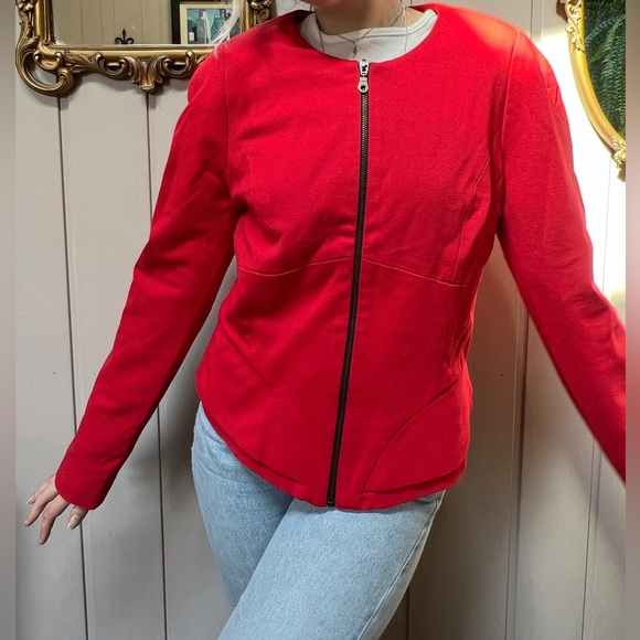 Red Studio Point jacket size medium - Picture 2 of 7